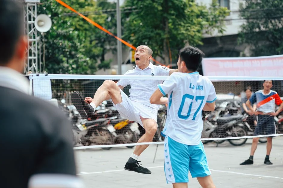 孙颖莎亚锦赛决赛接发球变化带来的战术新优势与比赛主动权提升